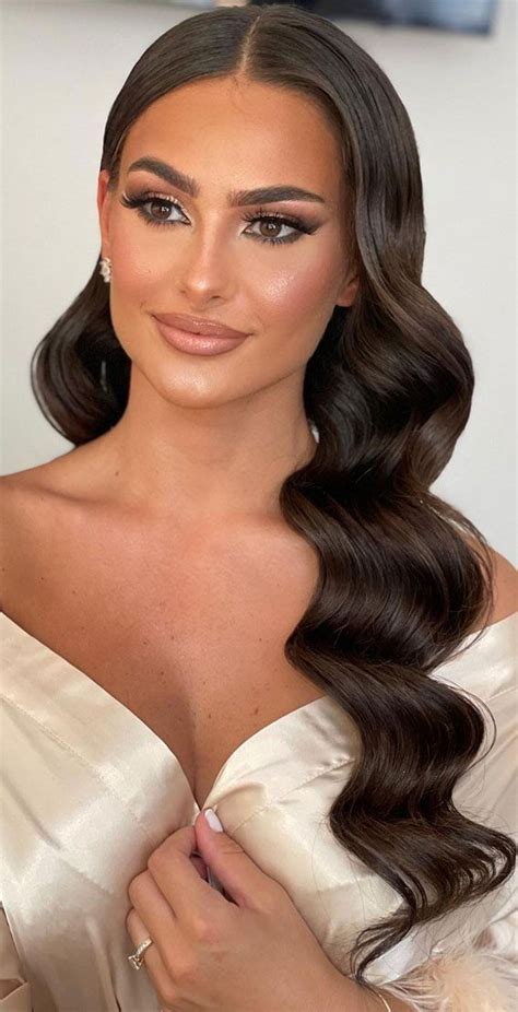 Bridal Makeup Ideas For A Radiant Look Soft Glam Brunette Bride Glam Bride Makeup