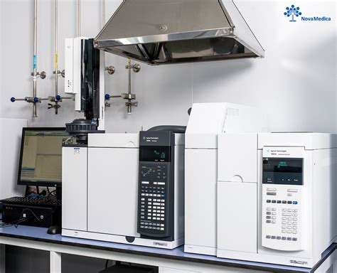 Gas Chromatograph With Headspace Sampler Analytical Laboratory R D