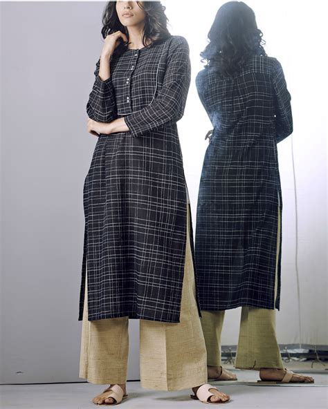 Black Checks Buttoned Kurta By Idar The Secret Label