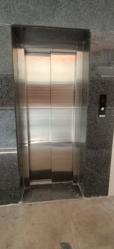 Eera Elevators Stainless Steel Residential Passenger Elevator Max