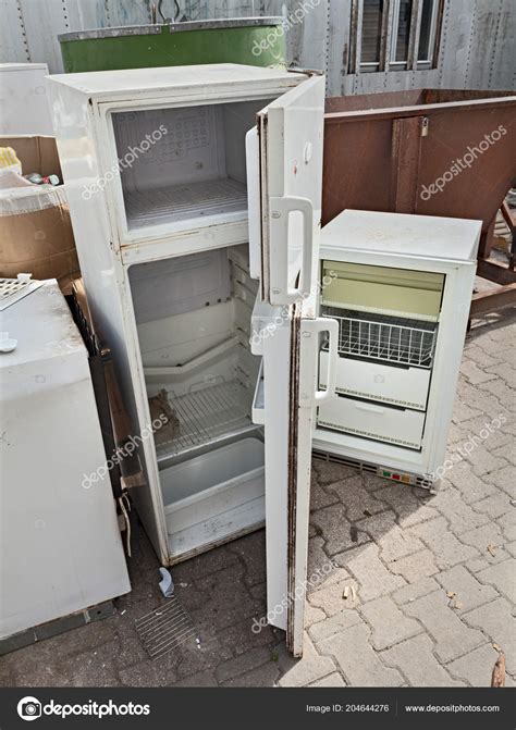 How To Dispose Of A Broken Mini Fridge at Marcelo Mulkey blog