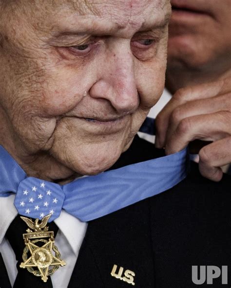 Photo President Biden Awards The Medal Of Honor To Us Army Captain