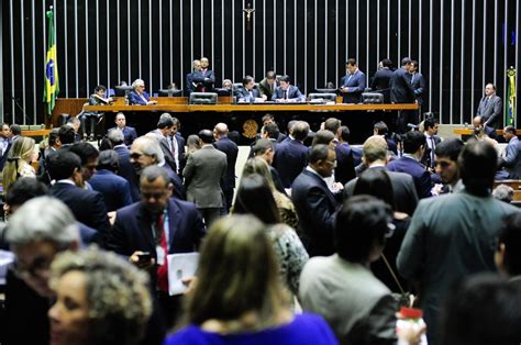 Senado Federal Congresso Derruba Veto De Temer A Refinanciamento De