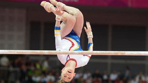 Romania Fails To Qualify Full Team In Women S Gymnastics For Rio Olympics