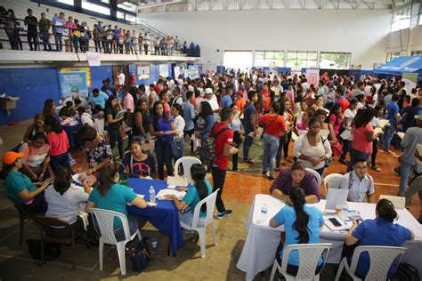 Coclesanos Acuden Masivamente A Feria De Empleo Ministerio De Trabajo