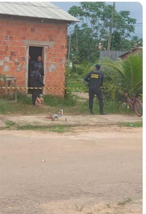 Homem Preso Suspeito De Matar Irm O Uma Facada No T Rax No