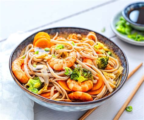 Nouilles Soba Aux L Gumes Et Crevettes Cookidoo La Plateforme De