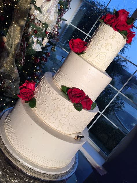 Creme De La Creme Cake Company White Wedding Cake With Scroll And Buttercream Perals Simple And