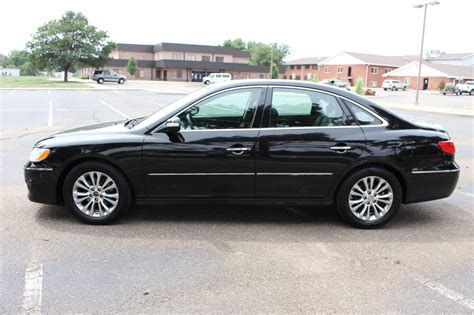 2011 Hyundai Azera Limited | Victory Motors of Colorado