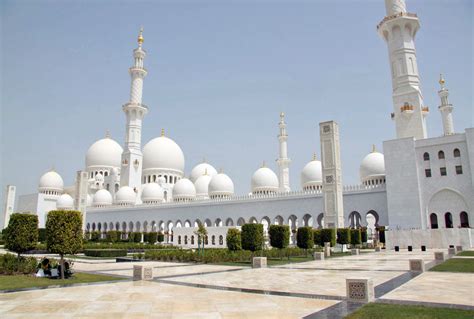 Abu Dhabis Sheikh Zayed Grand Mosque 10 Great Reasons To Visit