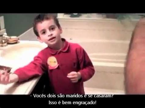 Rea O De Um Garoto Ao Conhecer Um Casal Gay Youtube