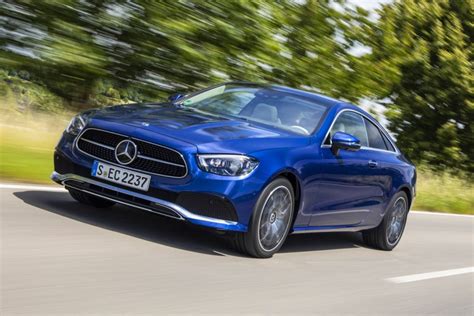 Обновленные купе и кабриолет Mercedes E-класса: цены в России — Авторевю