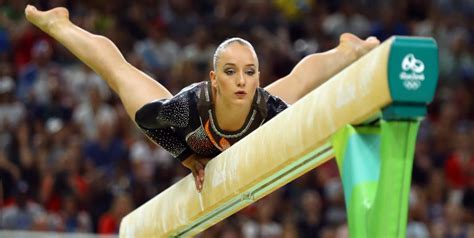 Sanne Wevers Championne Olympique De La Poutre Simone Biles En Bronze