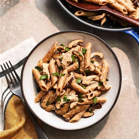 One Pot Creamy Chicken And Mushroom Pasta Recipe Eatingwell