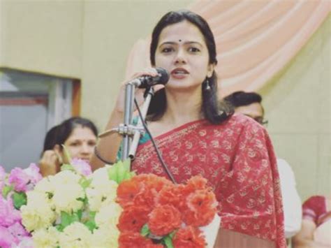 Ananya Das A Computer Science Engineer Cracked Upsc In First Attempt And Became Ias By Securing