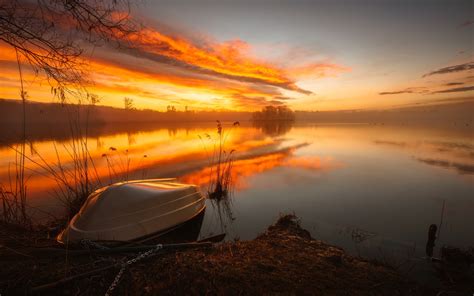 Wallpaper Lake Boat River Sunrise Fog Morning 2560x1600 HD Picture