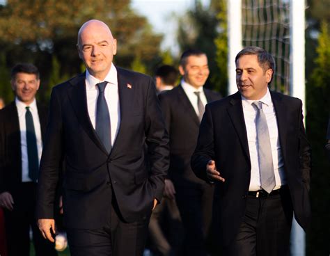 News - FIFA president Gianni Infantino congratulated Armen Melikbekyan