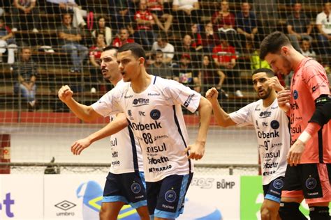 Tubar O Futsal Busca Rea O Mas Superado Pelo Atl Ntico Tubar O