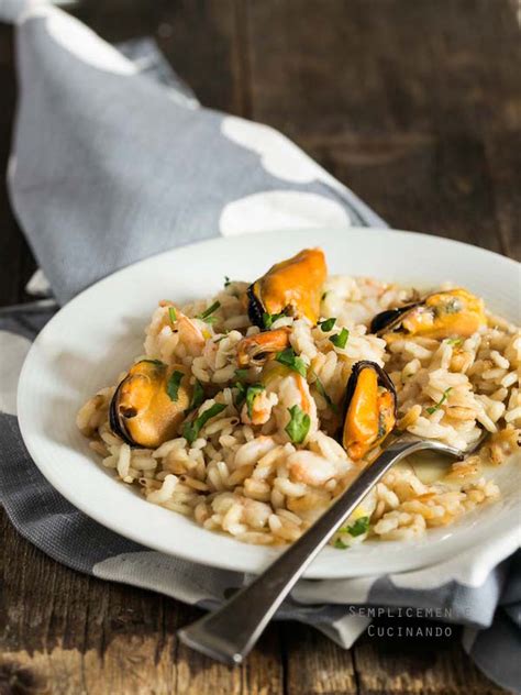 Risotto Cozze E Gamberi Semplicemente Cucinando In Cucina Con Lalla