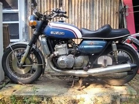 Smokin Suzuki 1973 Suzuki GT750K