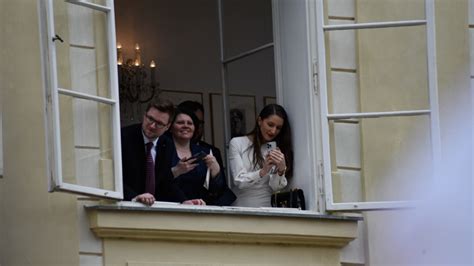 Galerie Inaugurace Petra Pavla Sv R K Holubov A Dejdar Si Hr Li Na