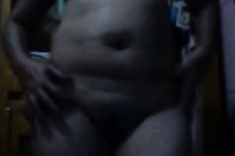 Filipina MILF Helps A Man Cum On Webcam