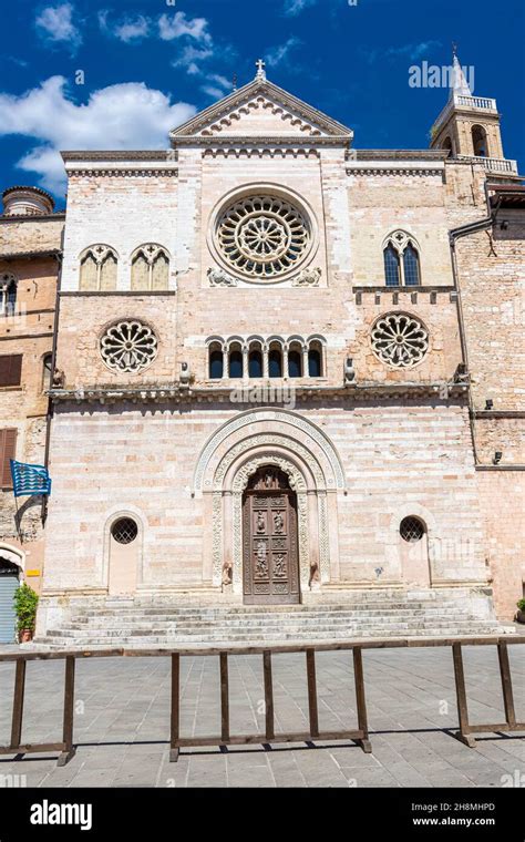 Facade of Foligno Cathedral, Umbria, Italy Stock Photo - Alamy