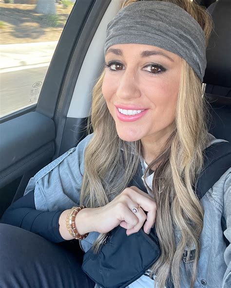 Vanessa Rousso (@vanessarousso) • Instagram photos and videos