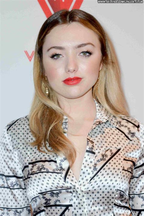 Peyton List No Source Beautiful Sexy Posing Hot Babe Celebrity Famous
