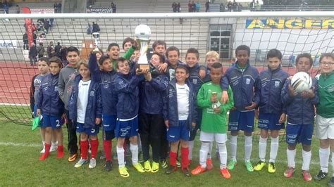 Actualité Les U13 vainqueurs des Sportifolies 2014 club Football