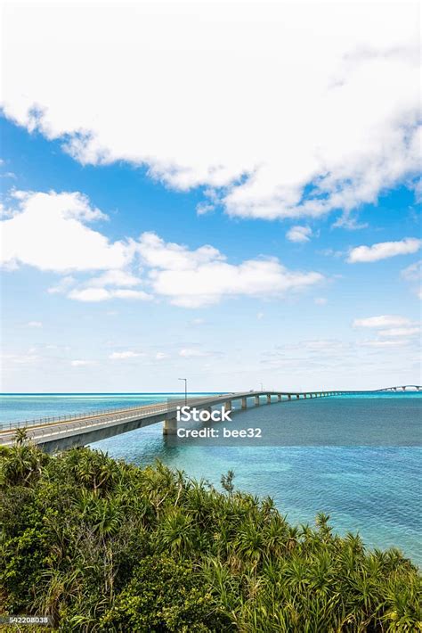 Irabu Bridge Miyako Island In Okinawa Stock Photo - Download Image Now ...