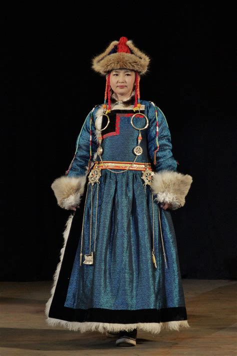 Buryatcostumes01 2875×4330 Folk Clothing Traditional Outfits Historical Clothing