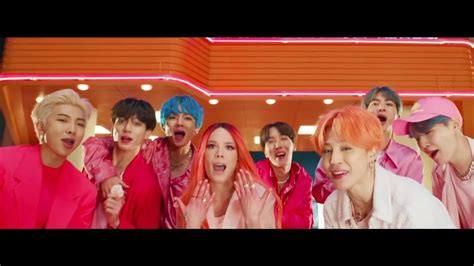 Spotify Ver Bts 방탄소년단 작은 것들을 위한 시 Boy With Luv Feat Halsey Mv Youtube