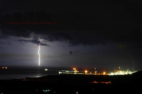 Tempesta Di Fulmini Su Cagliari Settembre Sardegna Clima