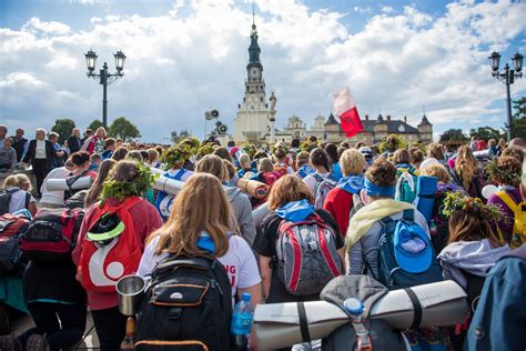 Kaszubski ekspres Najdłuższa piesza pielgrzymka już w drodze na