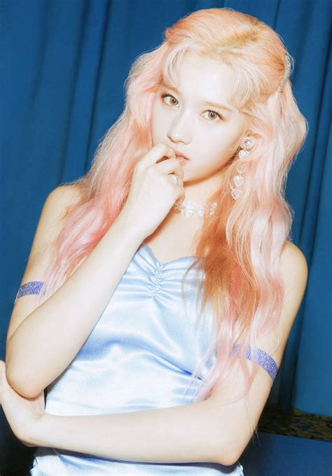 nữ idol Kpop hot nhất trong mắt quân nhân TWICE quá bá đạo bất ngờ thứ hạng của BLACKPINK