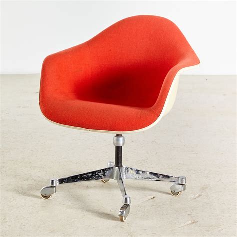 Charles And Ray Eames Armchair 1950s 214295