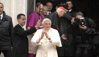 Papa Benedetto Xvi Il Ricordo Di Card Bagnasco Il Grande Rispetto E