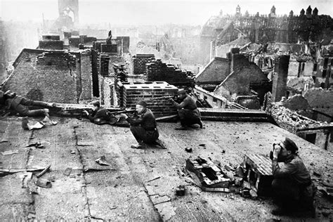 The Battle Of Berlin April 21st 1945 Red Army Troops Reach Berlin