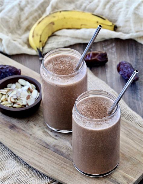 Chocolate Banana Date Smoothie The Foodie Physician