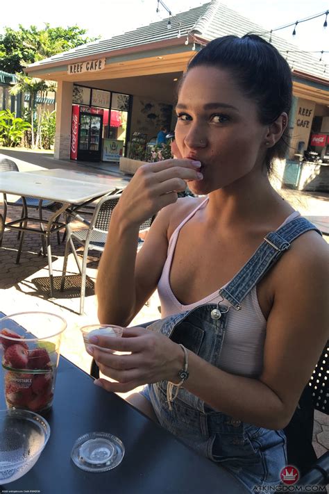 Teenage Cutie Zoe Bloom Stripping And Shamelessly Posing Naked In Public CoedCherry