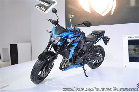 Suzuki Gsx S Naked Bike Unveiled Auto Expo Live