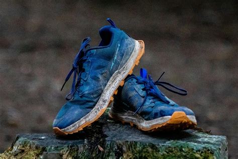 REVIEW: Altra Lone Peak 7 | The Trail Hub | SportsShoes.com