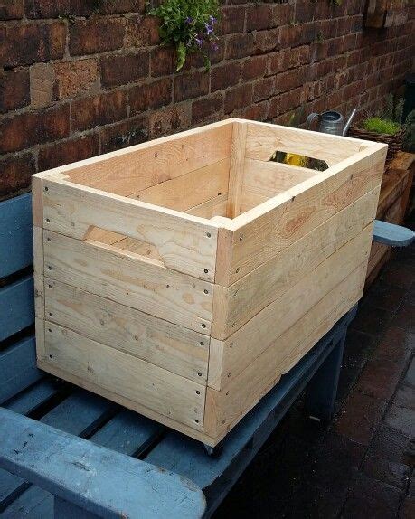 Xxl Toybox On Wheels Made Out Of Pallets Pallet Creations Uk