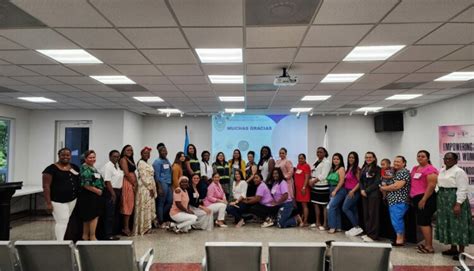 Mujeres Isle As Celebran El D A De La Mujer Con Conversatorio De