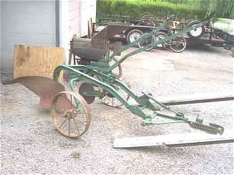 Used Farm Tractors For Sale John Deere One Botom Plow