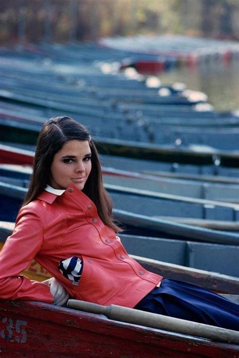 Saul Leiter Ali Macgraw Beautiful People Beautiful Women Gorgeous