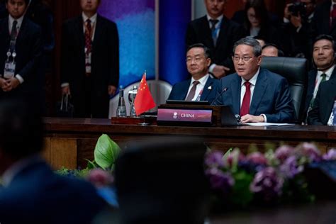 Pm Singapura Asean Prihatin Dengan Ketegangan China As