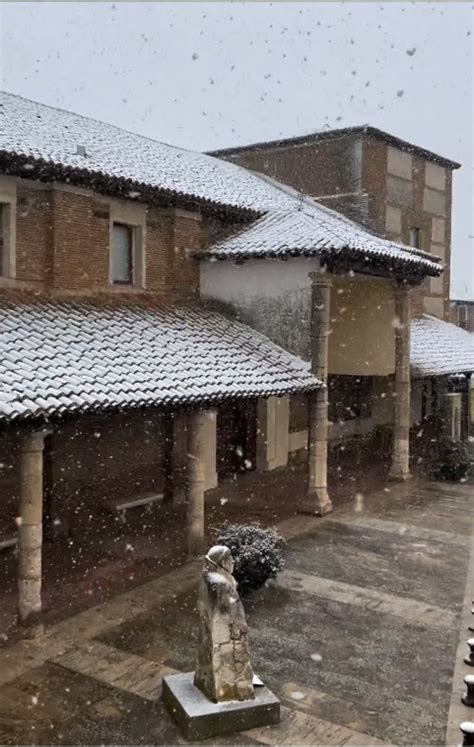 La nieve dificulta el tráfico en 145 km de 11 carreteras de Palencia