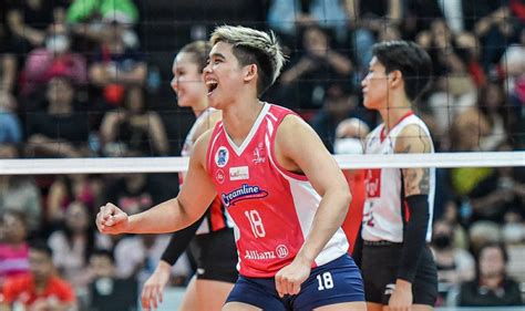 Tots Carlos Nails Career High Points Leads Creamline Over Cignal In